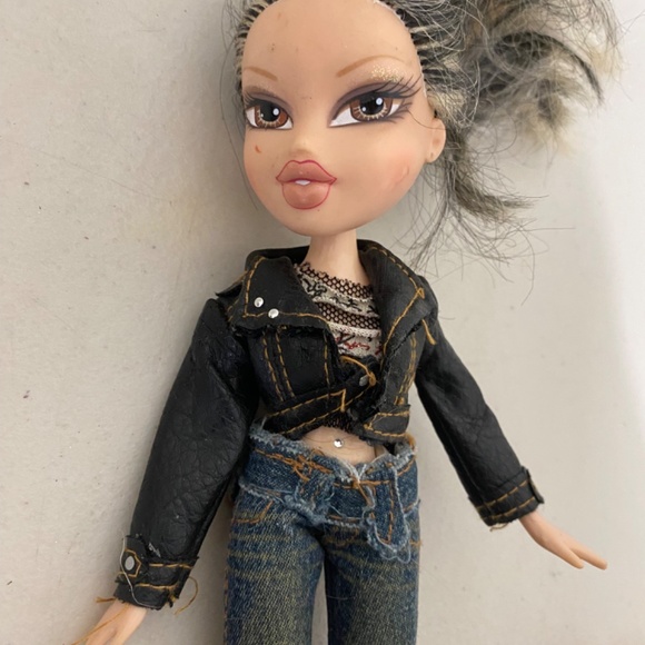 2001 bratz rock angelz original 10” doll With guitar - Picture 10 of 10